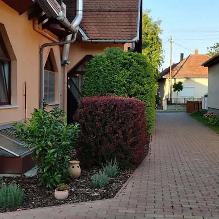 Korona étterem Panzió * Balatonberény