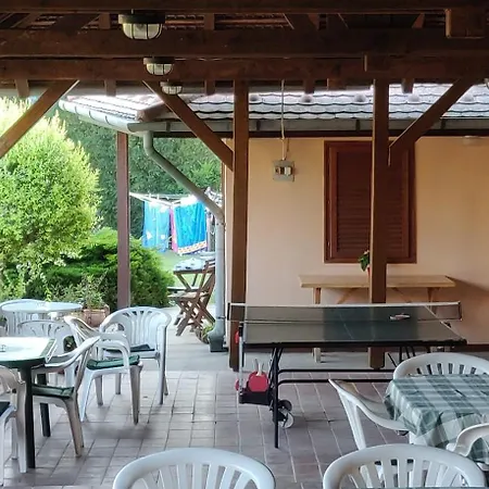 Korona Panzio 住宿加早餐酒店