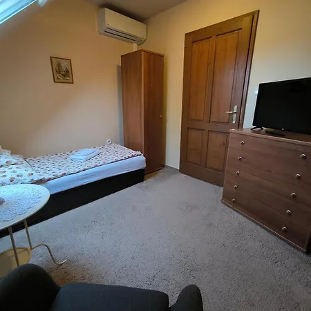 Korona Panzio Balatonberény