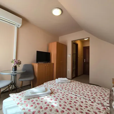 Korona Panzio 3* Balatonberény