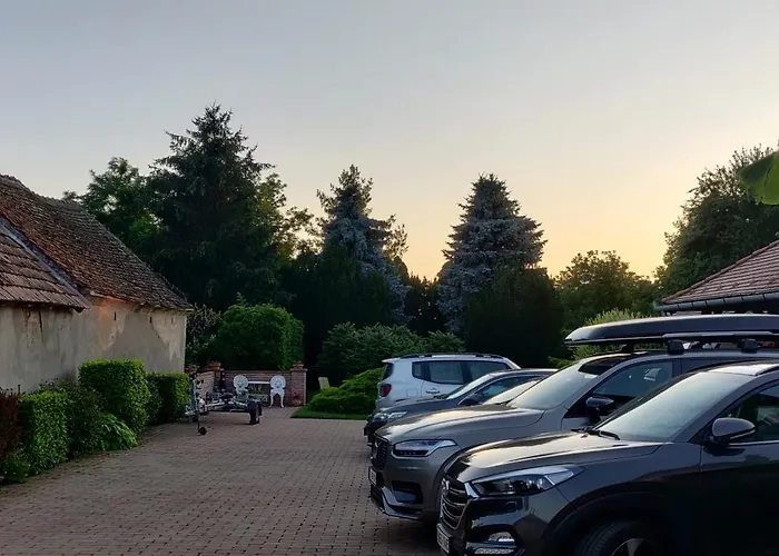 Korona Panzio Bed & Breakfast 3*